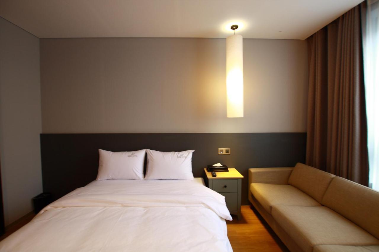 Mini Hotel 141 Кёнджу Экстерьер фото