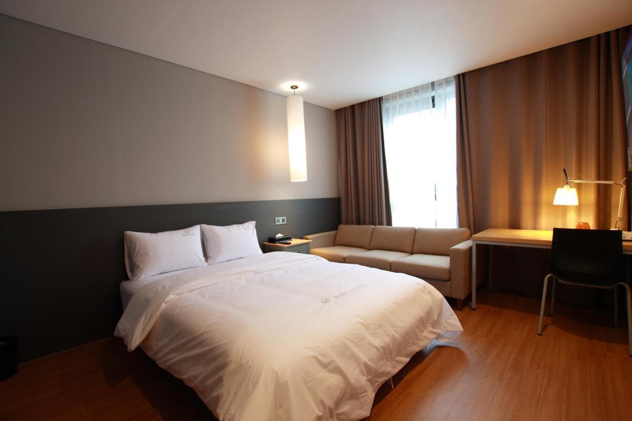 Mini Hotel 141 Кёнджу Экстерьер фото