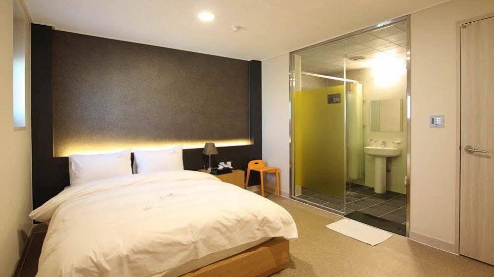 Mini Hotel 141 Кёнджу Экстерьер фото