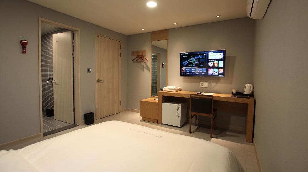 Mini Hotel 141 Кёнджу Экстерьер фото
